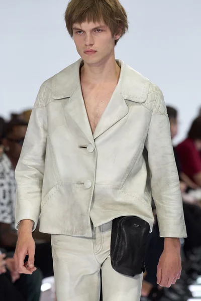 Look 43